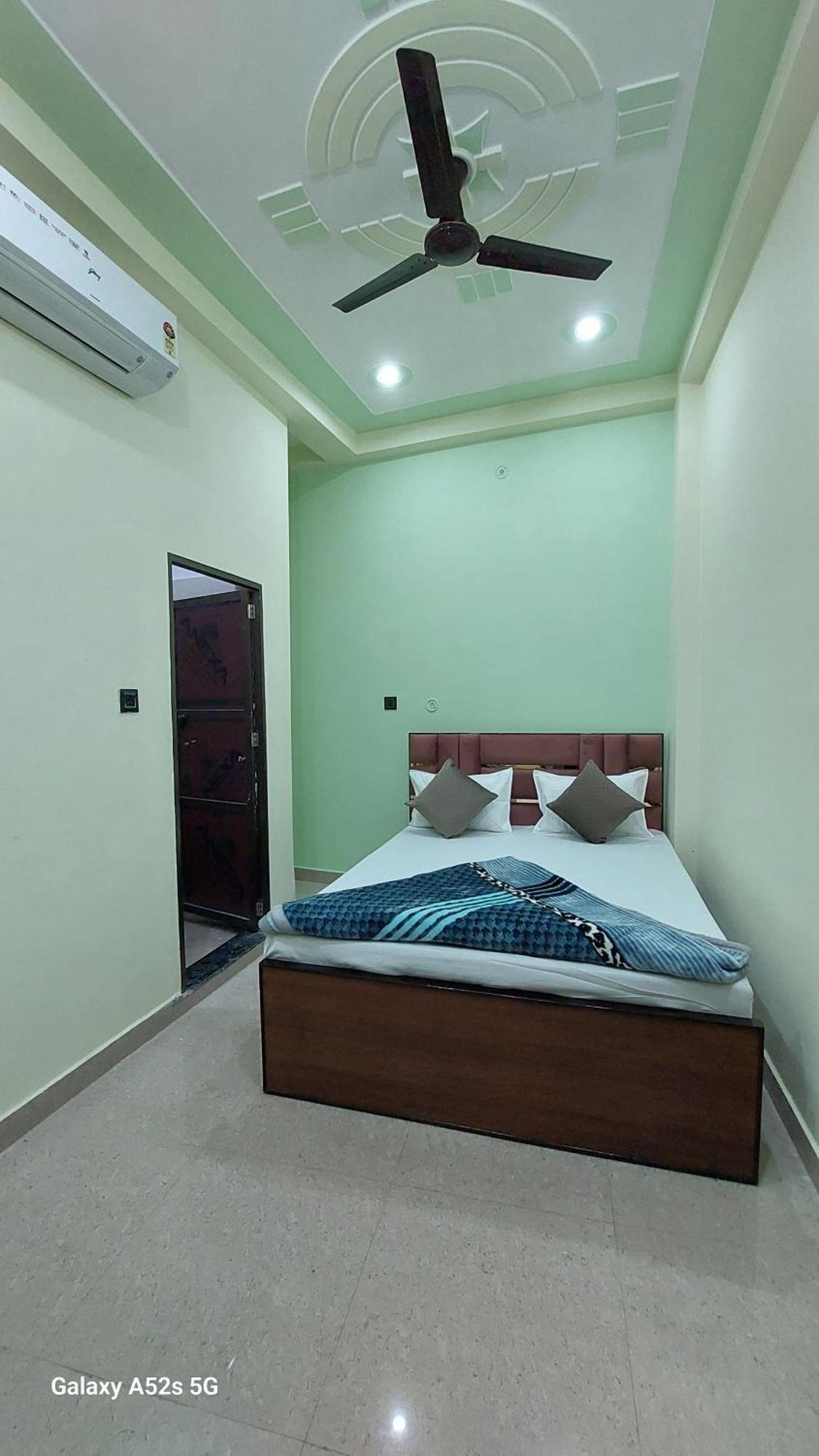 Narayani Paying Guest House Βαρανάσι Εξωτερικό φωτογραφία