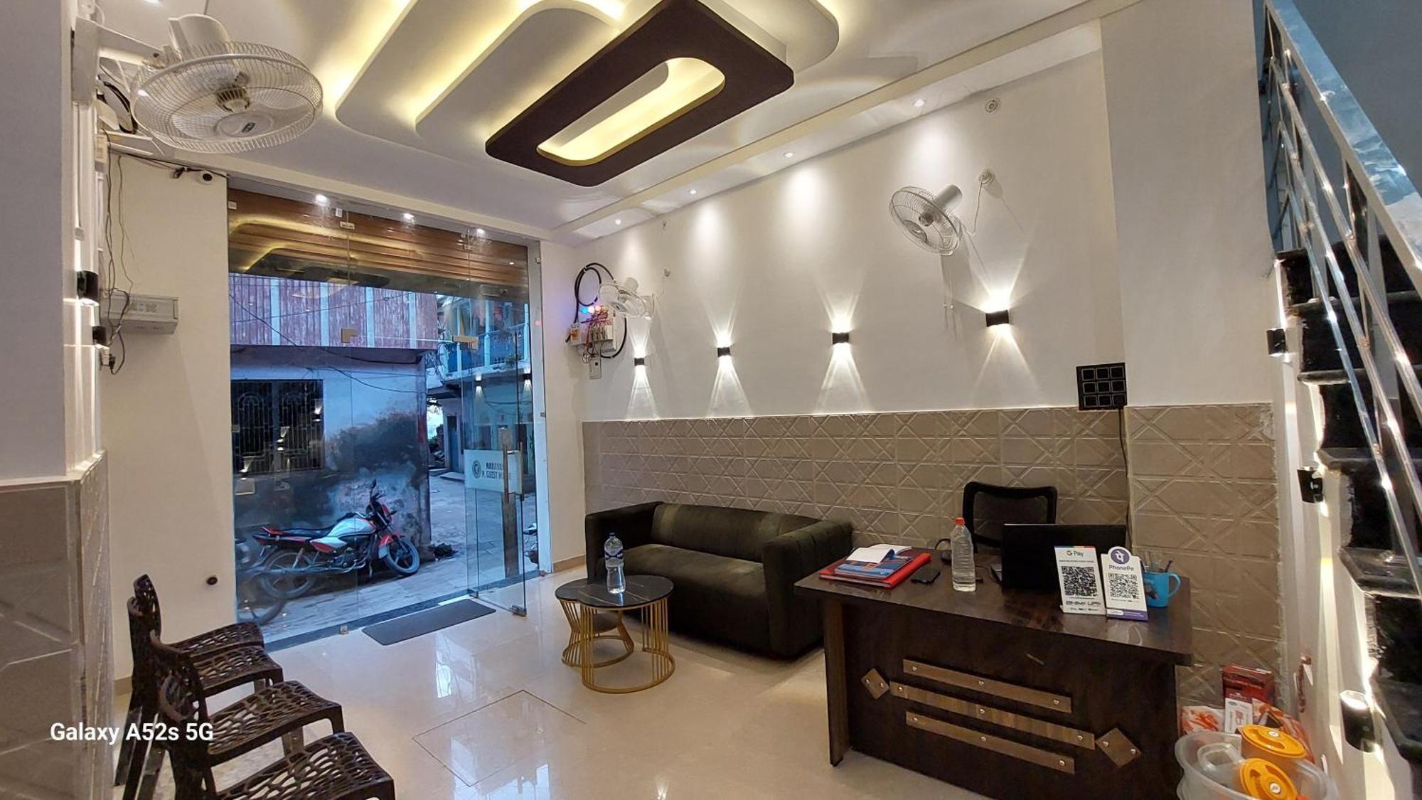 Narayani Paying Guest House Βαρανάσι Εξωτερικό φωτογραφία